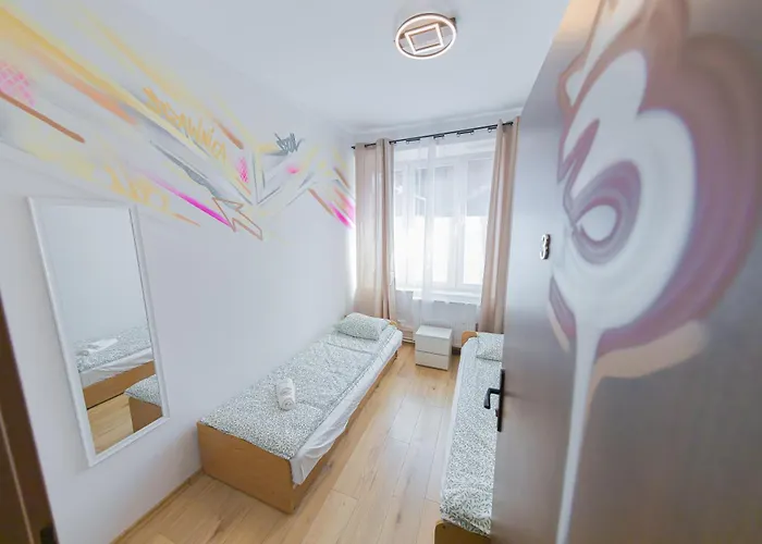 Graffiti Hostel Kraków