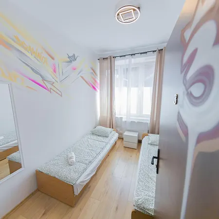 Graffiti Hostel Krasków