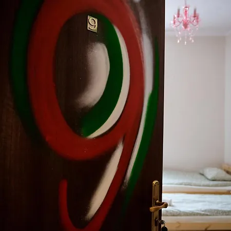 Vandrerhjem Graffiti Kraków